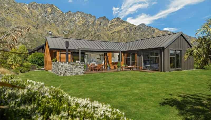 7 Fife Court, Jacks Point