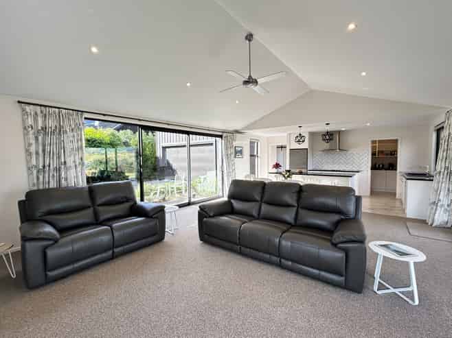 7 Fife Court, Jacks Point