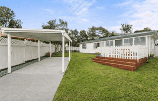 33A Lilburn Crescent, Massey