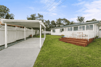 33A Lilburn Crescent, Massey