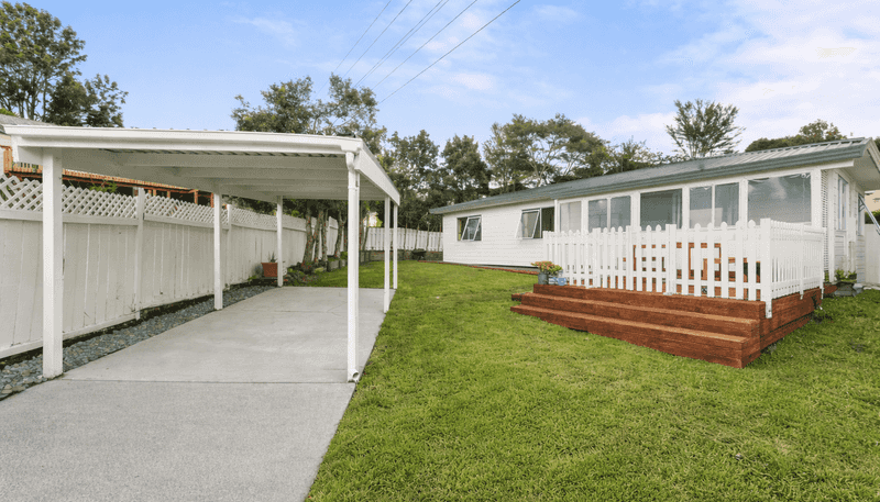 33A Lilburn Crescent, Massey