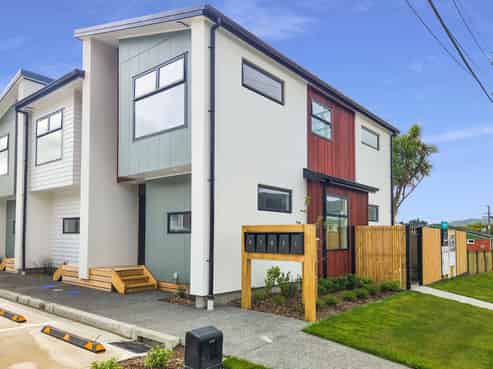 6 Reading Street, Wainuiomata