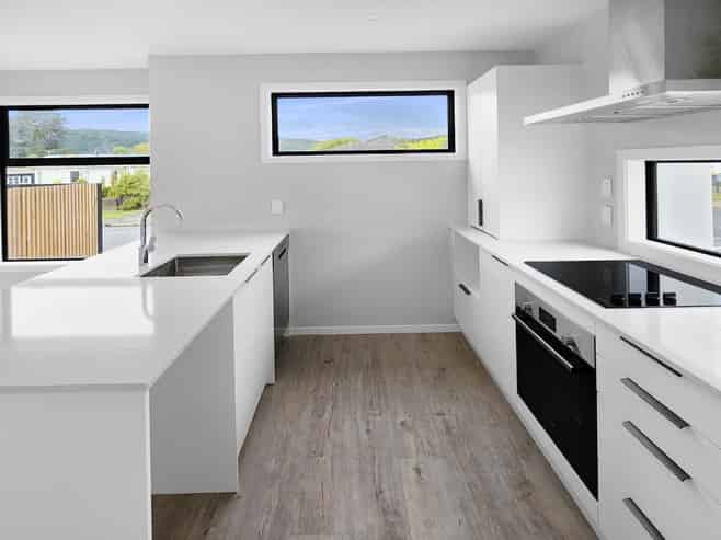 6 Reading Street, Wainuiomata