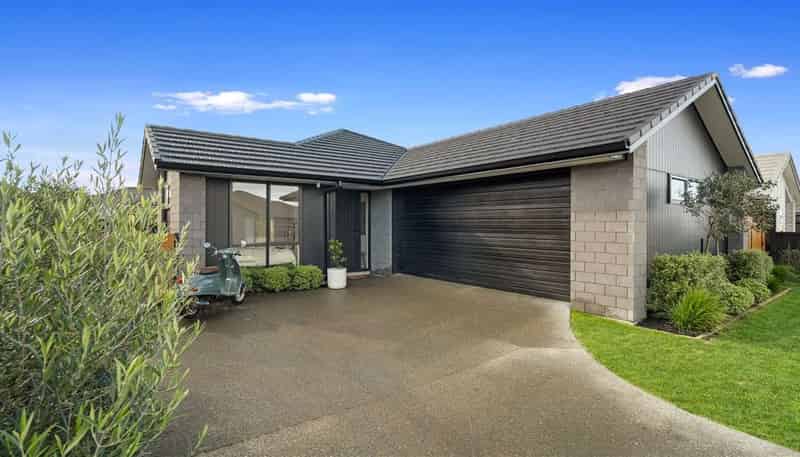 8 Kaiora Drive, Papamoa