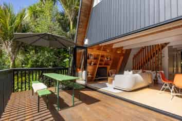 5 Paturoa Road, Titirangi