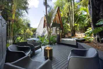 5 Paturoa Road, Titirangi