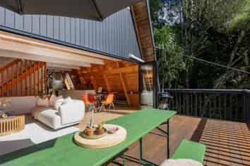 5 Paturoa Road, Titirangi