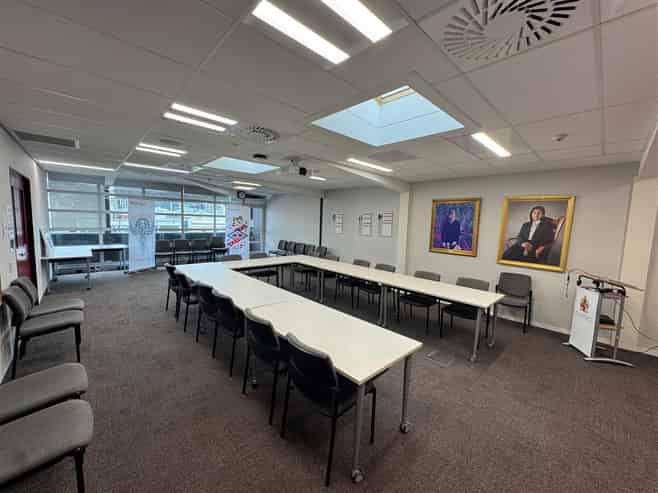 Partitioned Floor on Kent Terrace