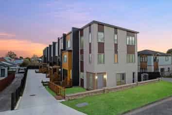 7/8 Reeves Avenue, Papatoetoe