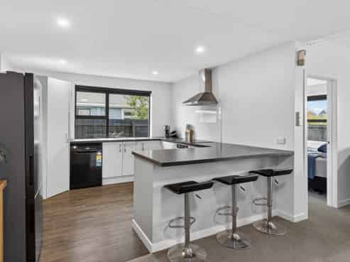 270 Breezes Road, Aranui