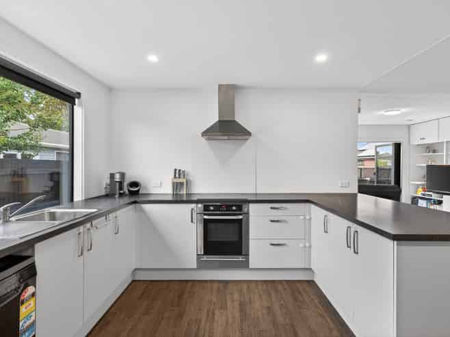 270 Breezes Road, Aranui