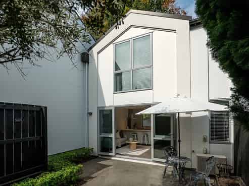 4/160 Rossall Street, Merivale