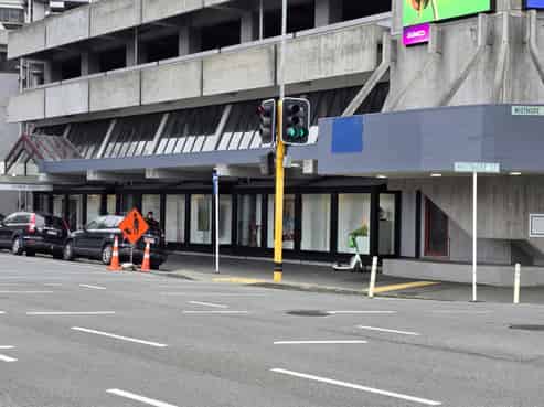 Large Corner site - Retail opportunity