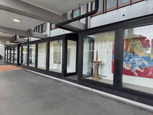 Large Corner site - Retail opportunity