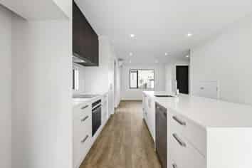 17 Pohorama Lane, Conifer Grove