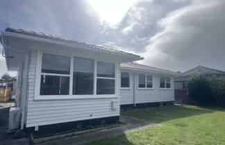 4  Wickman Way, Mangere East