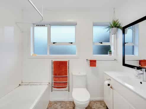 2 Margaret Place, Deanwell