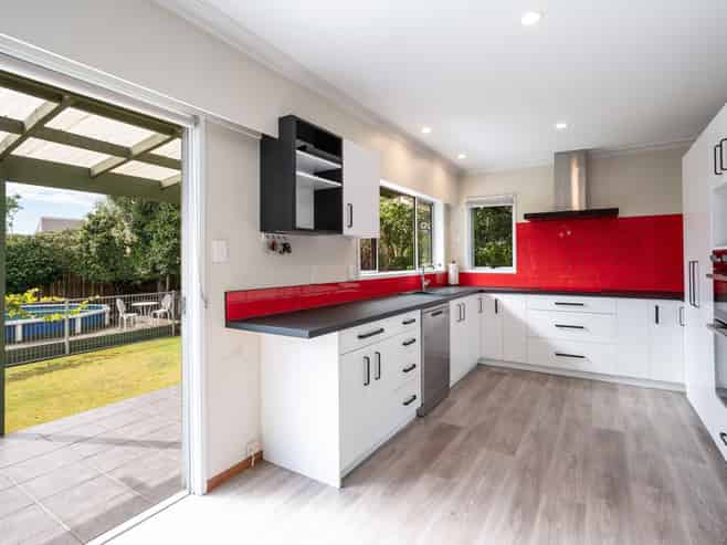 8 Hereford Street, Stoke