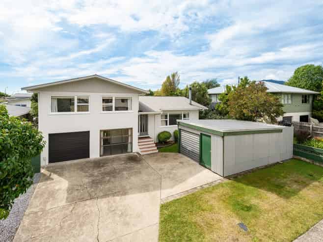 8 Hereford Street, Stoke