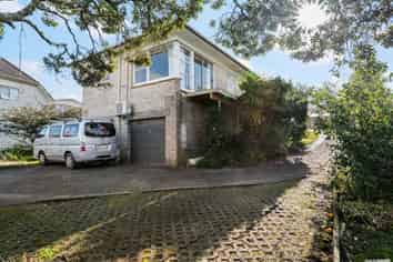 2/31 Marcel Place, Glenfield