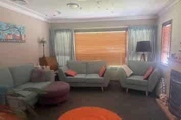 115 Sixteenth Avenue, Avenues