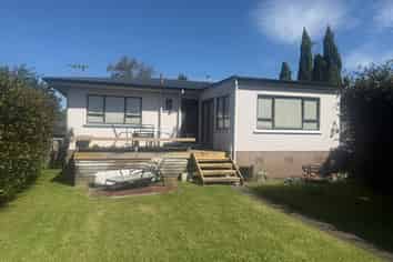 115 Sixteenth Avenue, Avenues