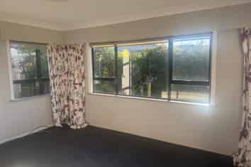 115 Sixteenth Avenue, Avenues