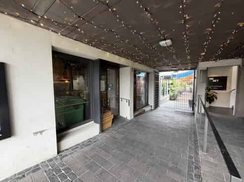 Compact hospo opportunity on Hurstmere Road