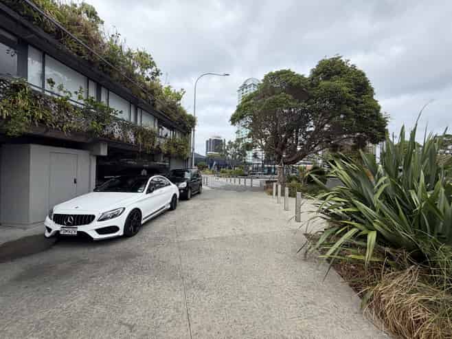 Compact Hospo Opportunity on Hurstmere Road