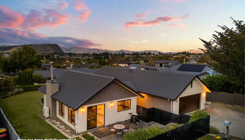 11 McFarlane Terrace, Wanaka