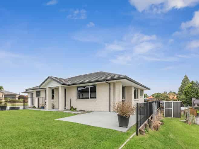 32 Cambridge Street, Putaruru