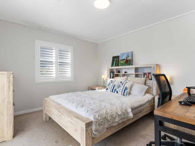 16 Kiwi Road, Devonport