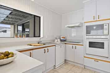 A/15 Edward Avenue, Orewa