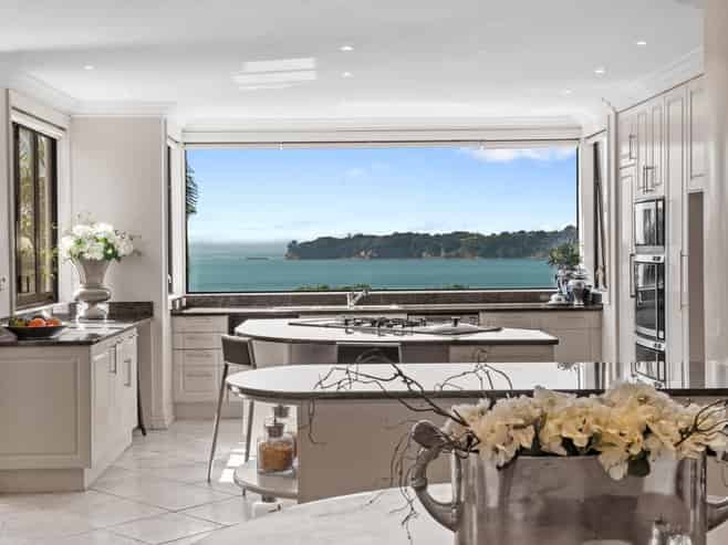 473 Riddell Road, Glendowie