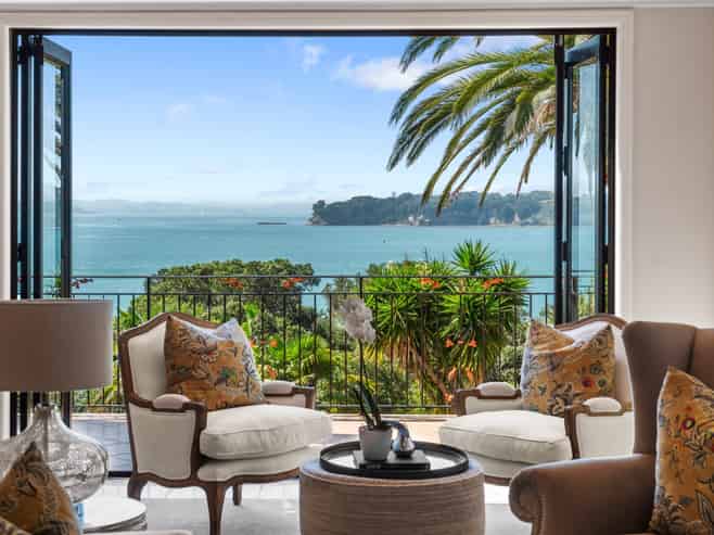 473 Riddell Road, Glendowie