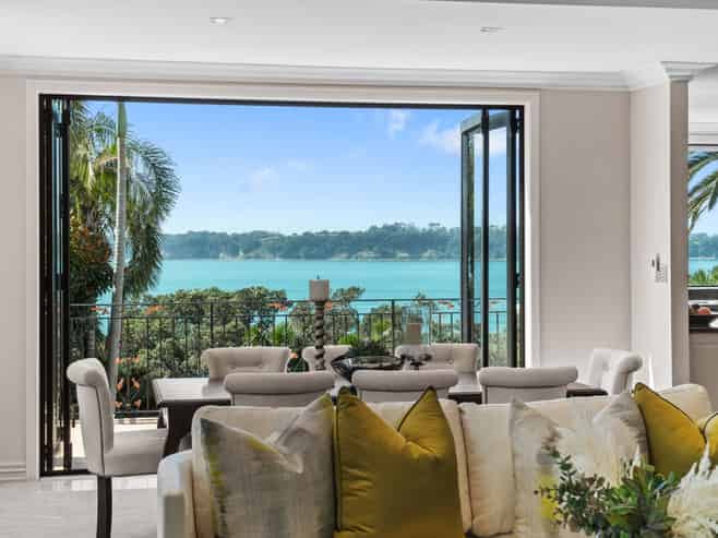 473 Riddell Road, Glendowie