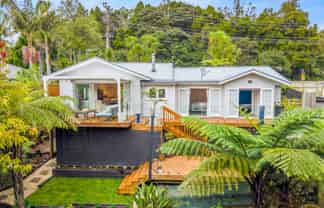 398 Huia Road, Titirangi