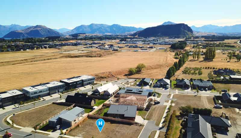 1 Starlight Court, Orchard Park, Wanaka