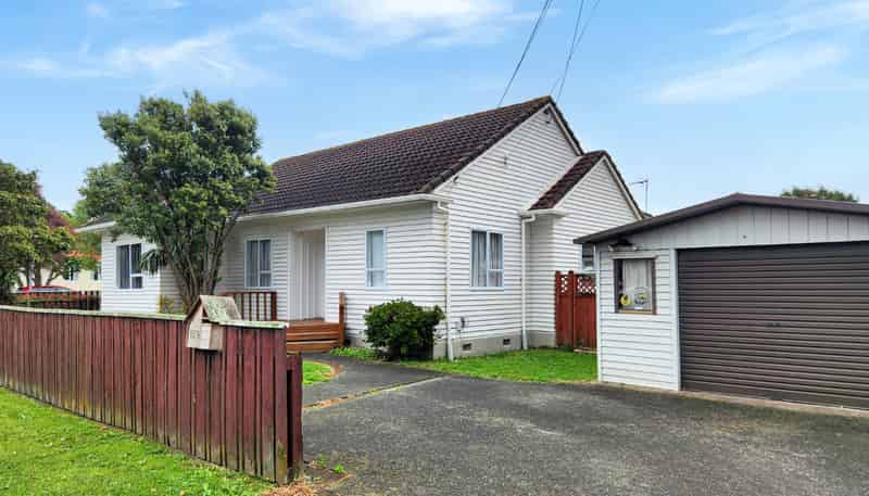 159 Waiwhetu Road, Waterloo