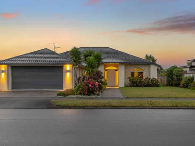 81 The Drive, Paraparaumu Beach