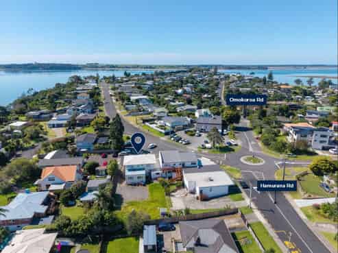 Freehold mixed-use investment