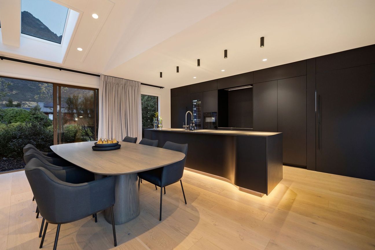 Designer Renovation in Jack's Point - Bild 4