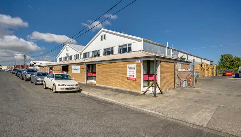 75 Niven Street, Onekawa