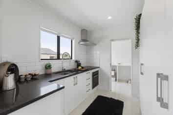 54B Myers Road, Manurewa