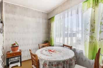 13 Tamatea Avenue, Point England