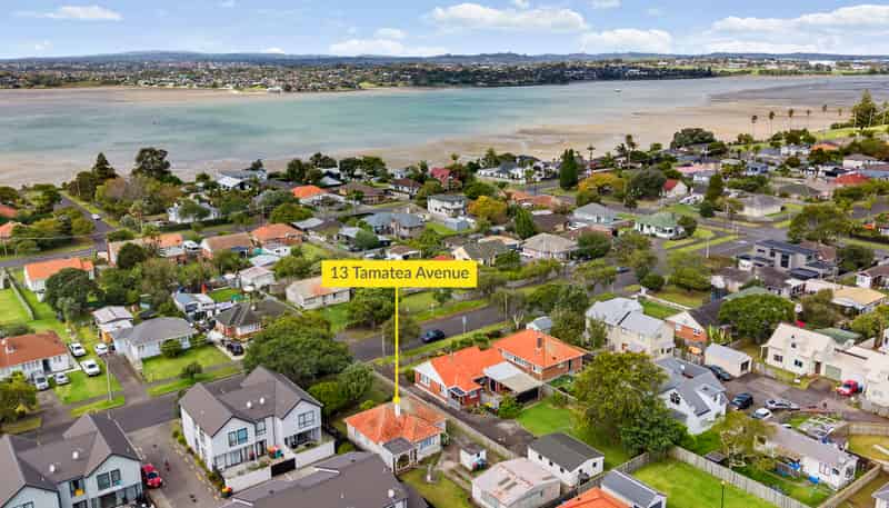13 Tamatea Avenue, Point England