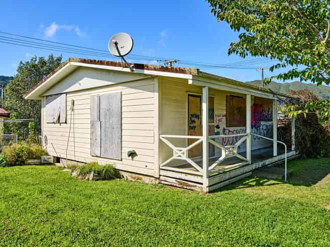 1 Harris Street, Naenae