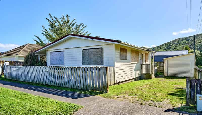 1 Harris Street, Naenae