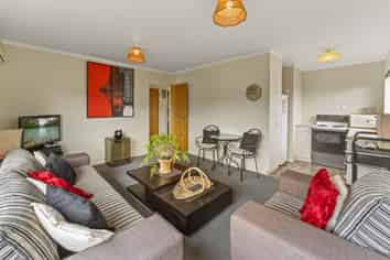 7 Birchwood Grove, Richmond