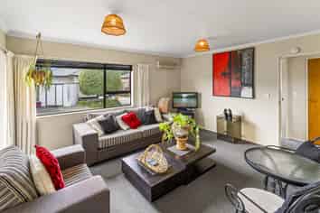 7 Birchwood Grove, Richmond